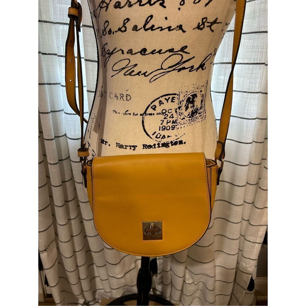 Mustard Yellow Cross Body Purse No Brand - Picture 2 of 4